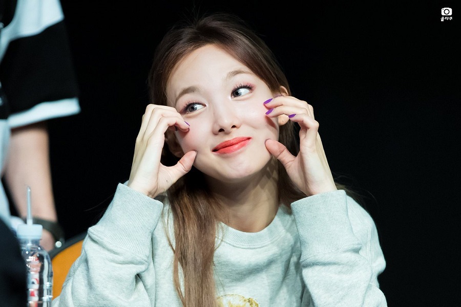 Informationen über TWICE Nayeon