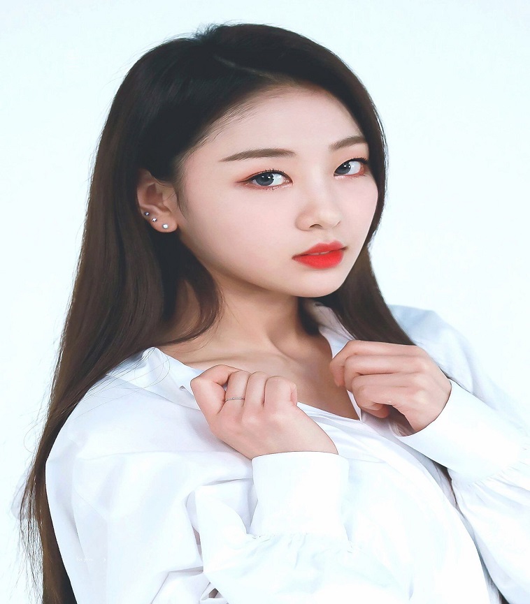 LOONA Yves