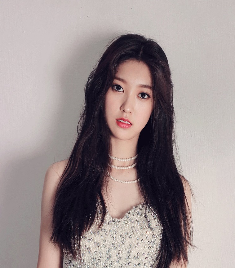LOONA Choerry