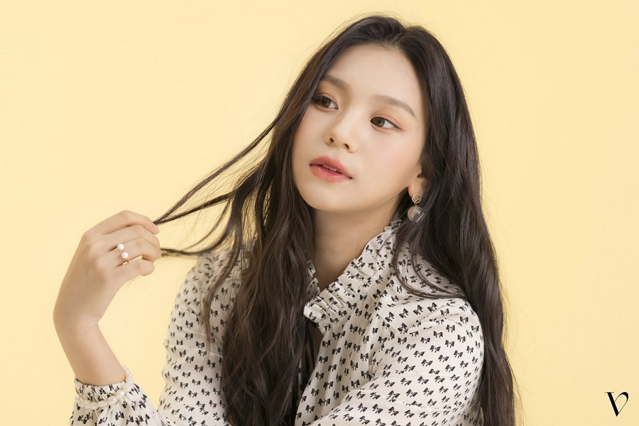 Wer ist VIVIZ Umji