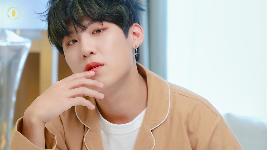 Wer ist AB6IX Woojin