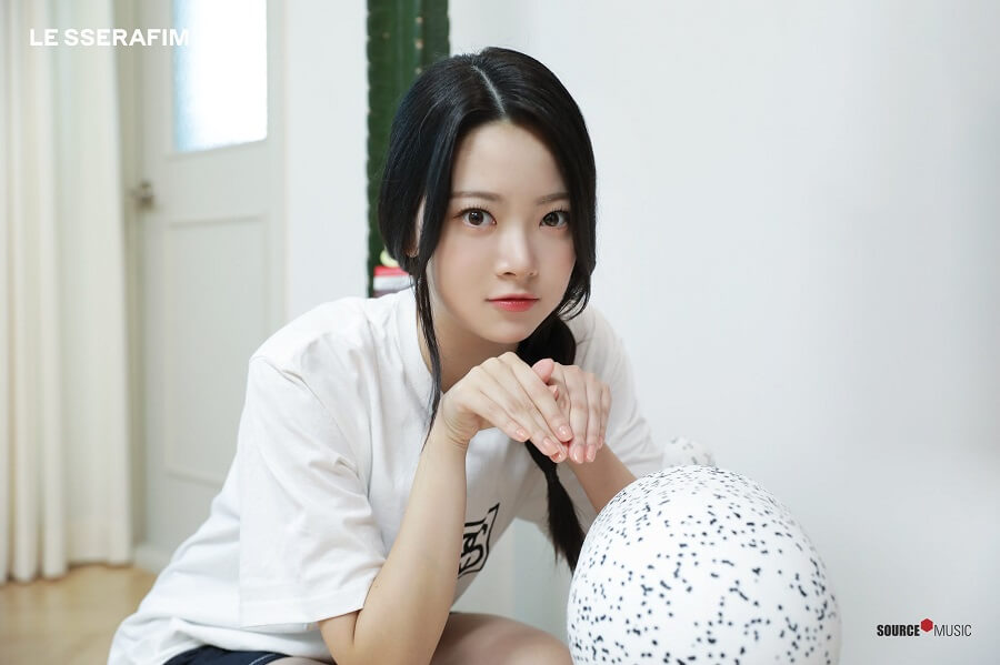 LE SSERAFIM Eunchae