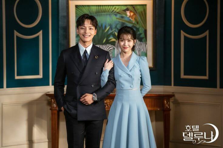 Hotel Del Luna