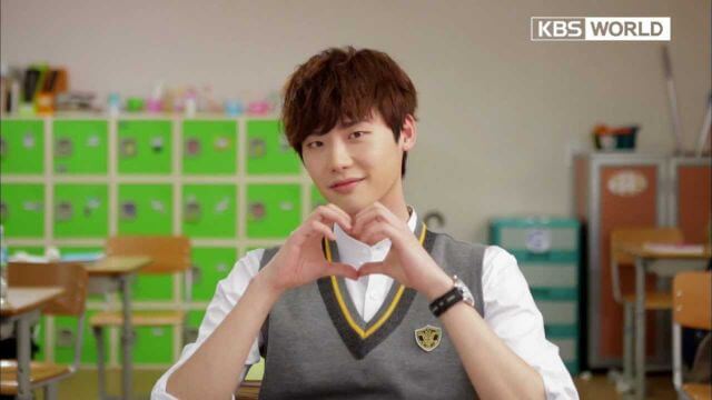 Lee Jong Suk (School 2013)