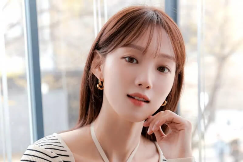 Lee Sung Kyung parle de son premier amour innocent
