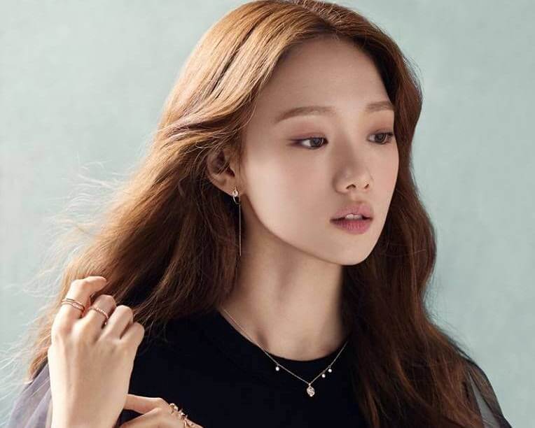 Qui est Lee Sung Kyung