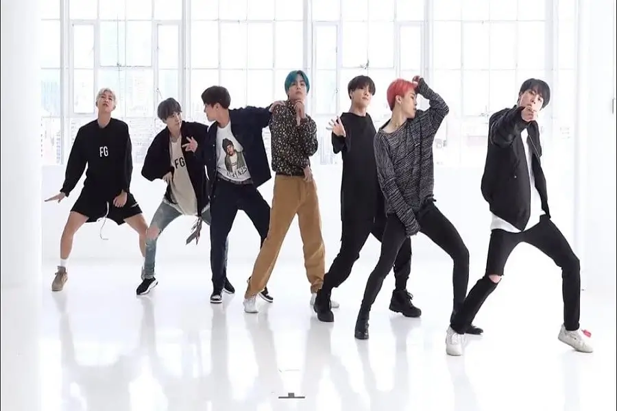 10 K-Pop-Tänze, die einfach aussehen, aber extrem schwierig sind!