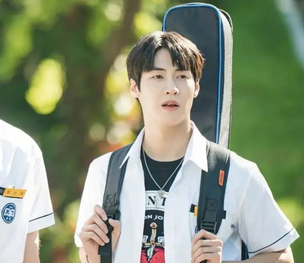 Lee Seung-hyub